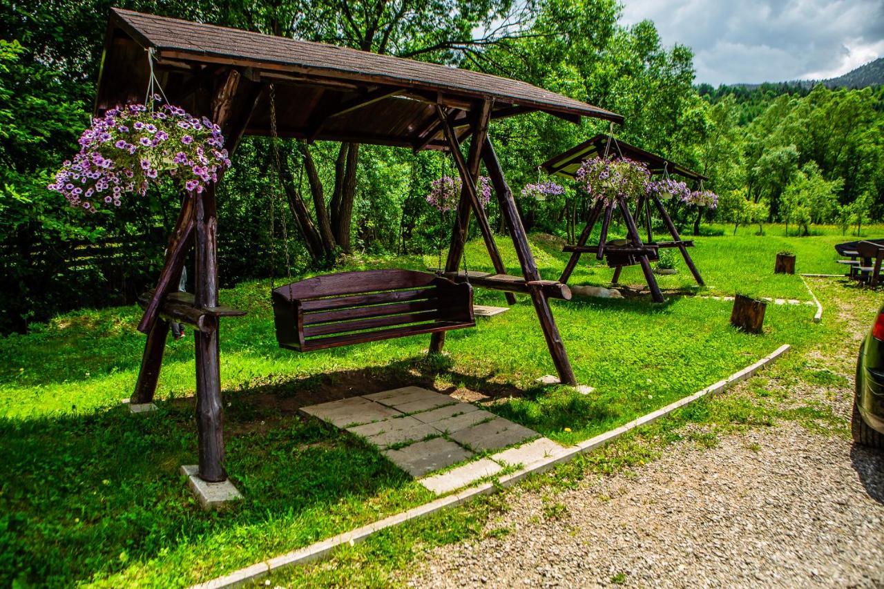 ואמה Pensiunea Arc Bucovina מראה חיצוני תמונה