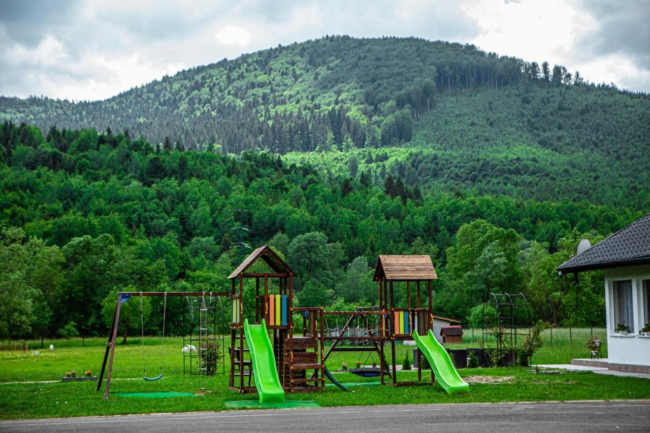 ואמה Pensiunea Arc Bucovina מראה חיצוני תמונה